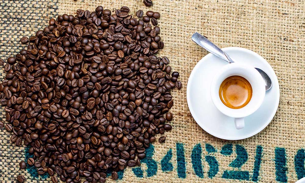 how to make decaffeinated coffee